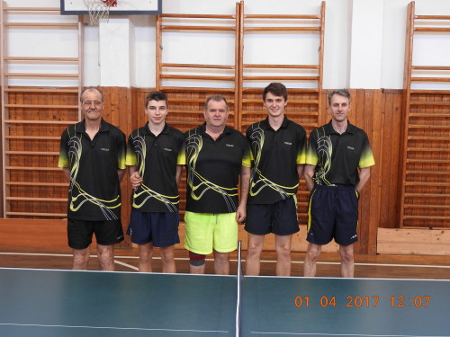 stolný tenis